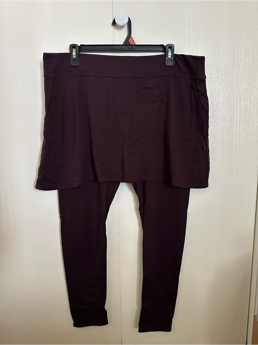 Legacy Women's Skirted Jeggings in Deep Plum